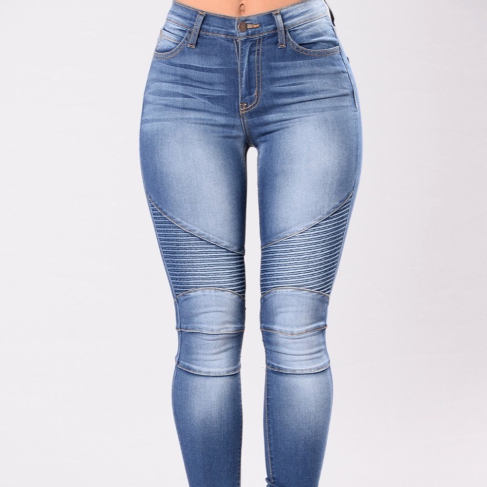 Fashion nova jeans